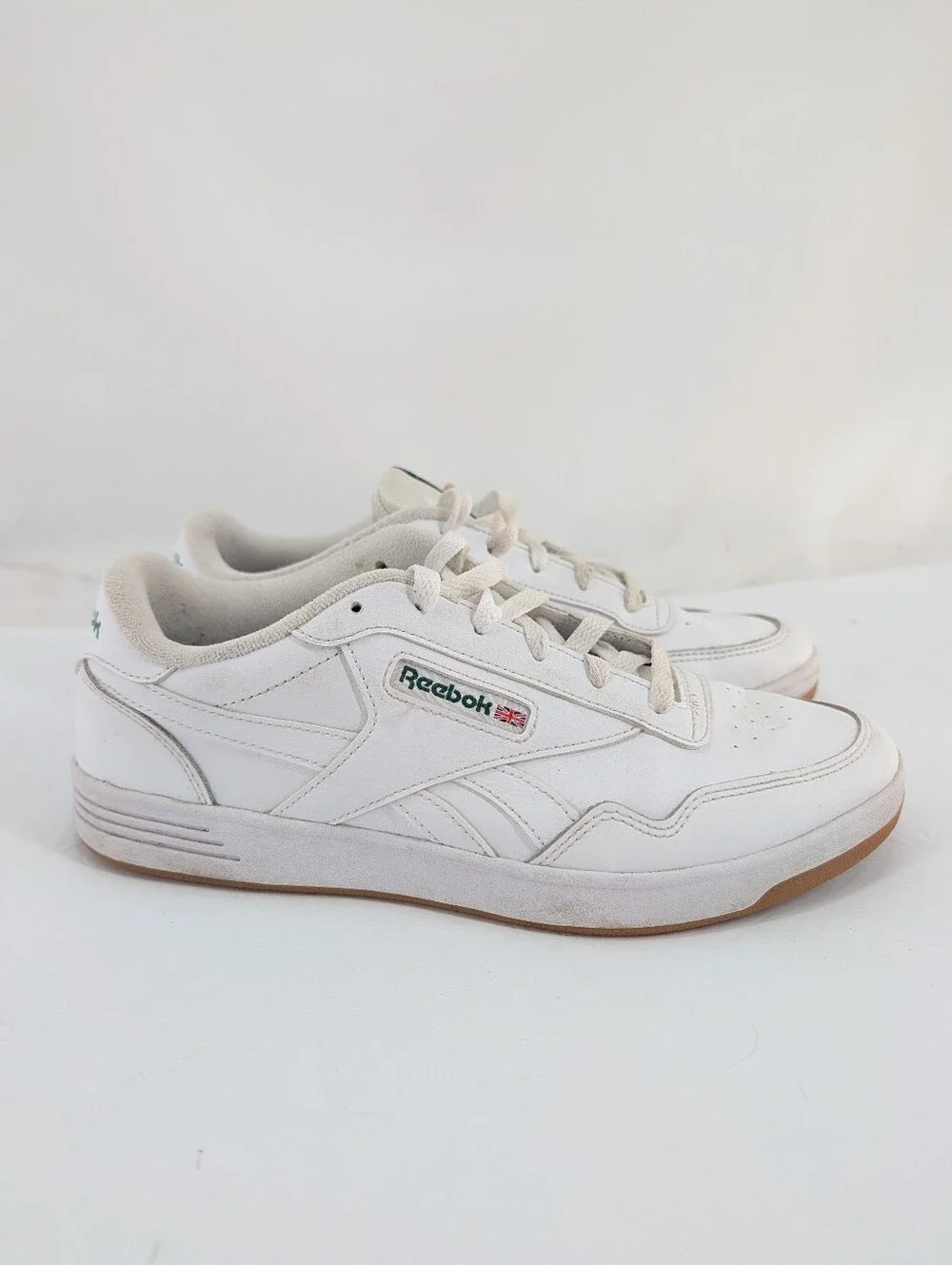 Reebok Club Memt White Clover Green Preppy Sporty Athletic Sneakers Size 10